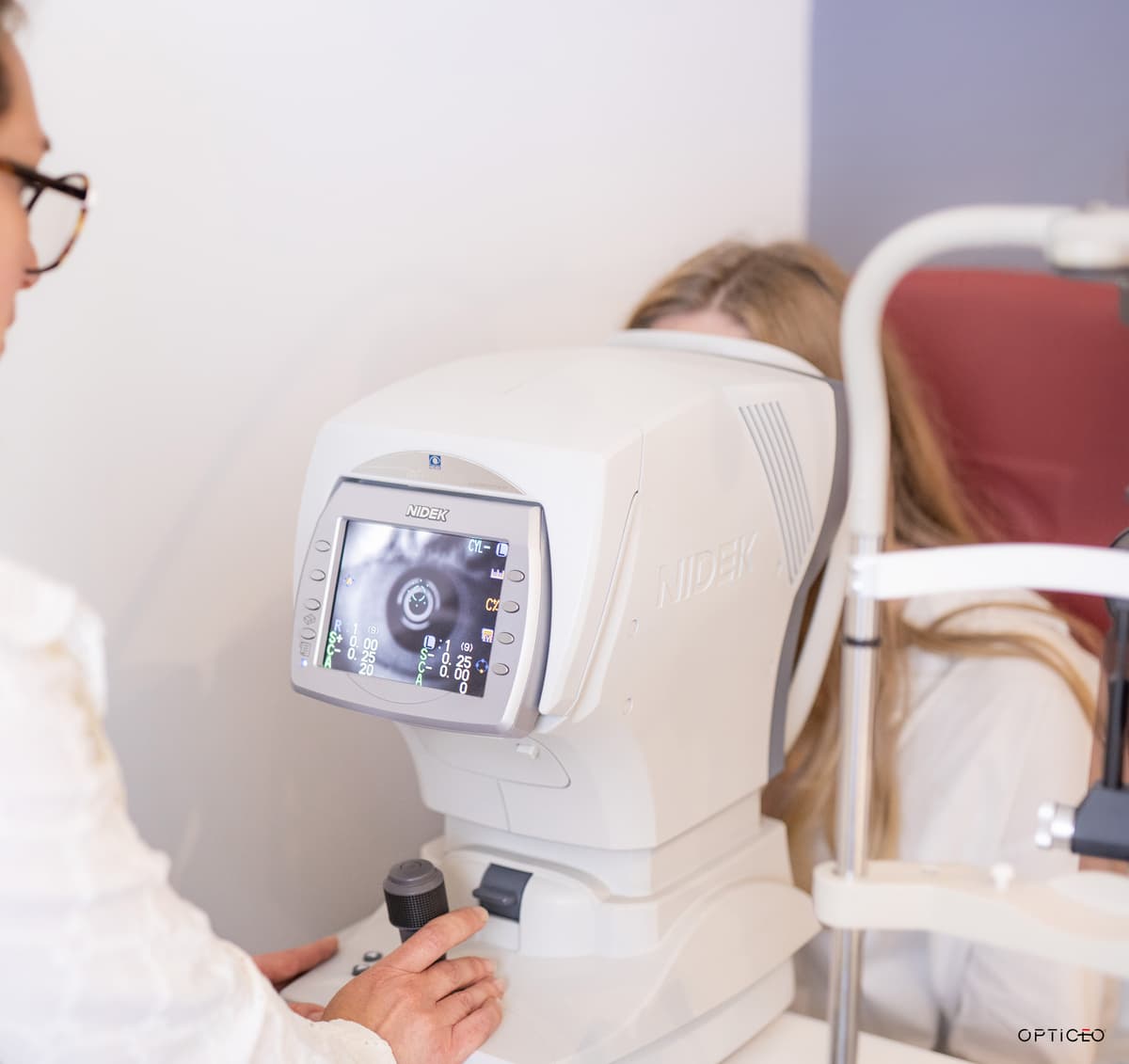 Comment fonctionne la téléexpertise ophtalmologique chez votre opticien à Vichy